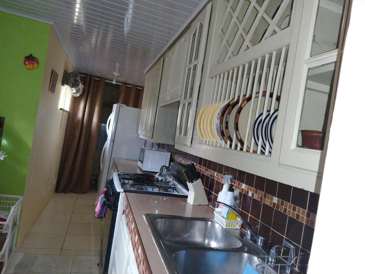 Gables Vacation Rentals With Private Gated Parking Onsite Knockpatrick Exterior foto