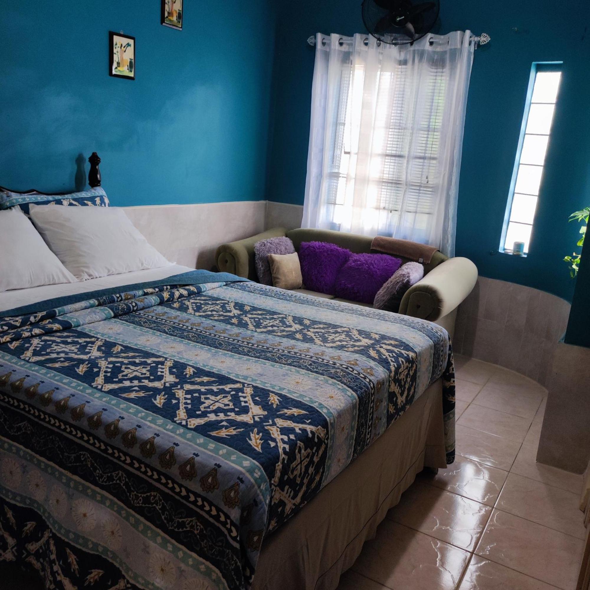 Gables Vacation Rentals With Private Gated Parking Onsite Knockpatrick Exterior foto