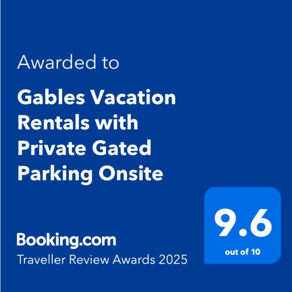 Gables Vacation Rentals With Private Gated Parking Onsite Knockpatrick Exterior foto